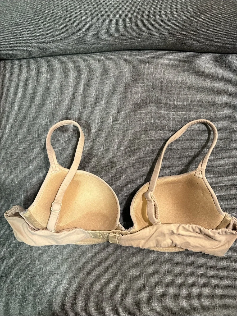 SKIMS Beige Padded T-Shirt Bra - Size 34B or 36A - Picture 2 of 7